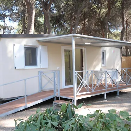 Castroboleto Village 3*