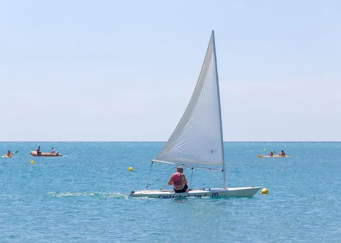 Castroboleto Village